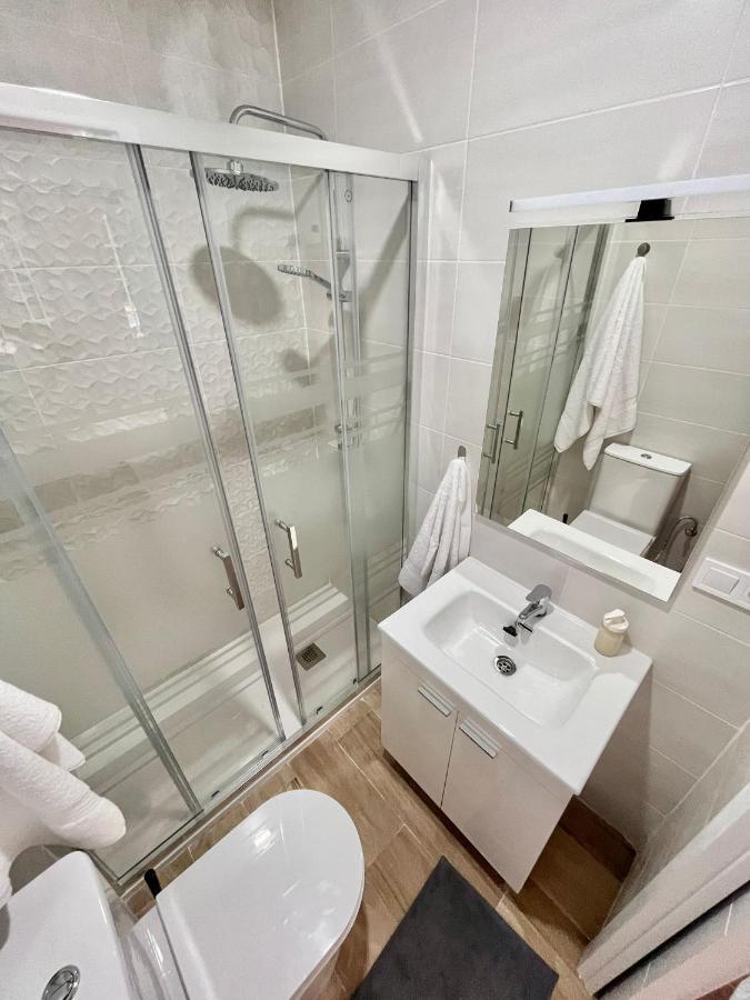 Lofts Ifema Apartment Madrid Luaran gambar